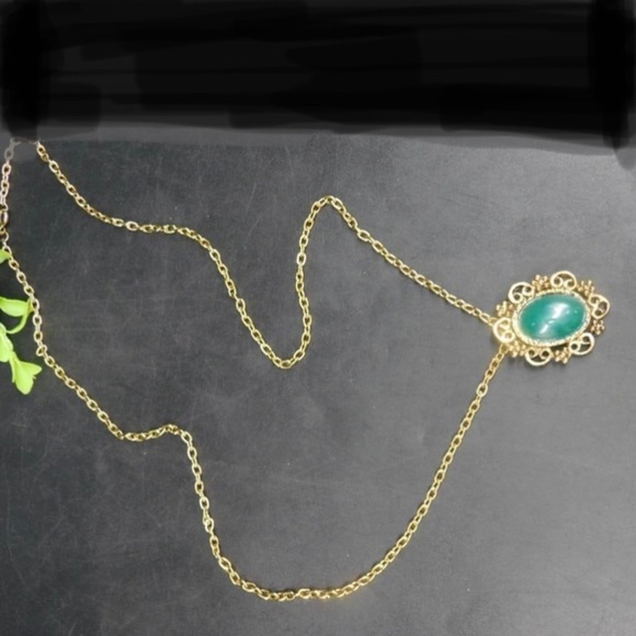 VINTAGE GENUINE STONE PENDANT ON 24”CHAIN NECKLACE - Picture 2 of 3